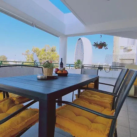 Chroma Vista דירה