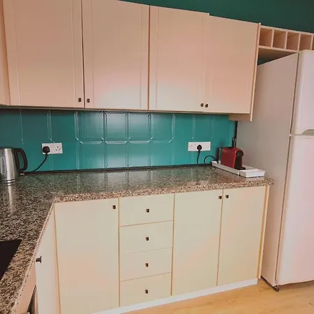Chroma Vista Apartment *